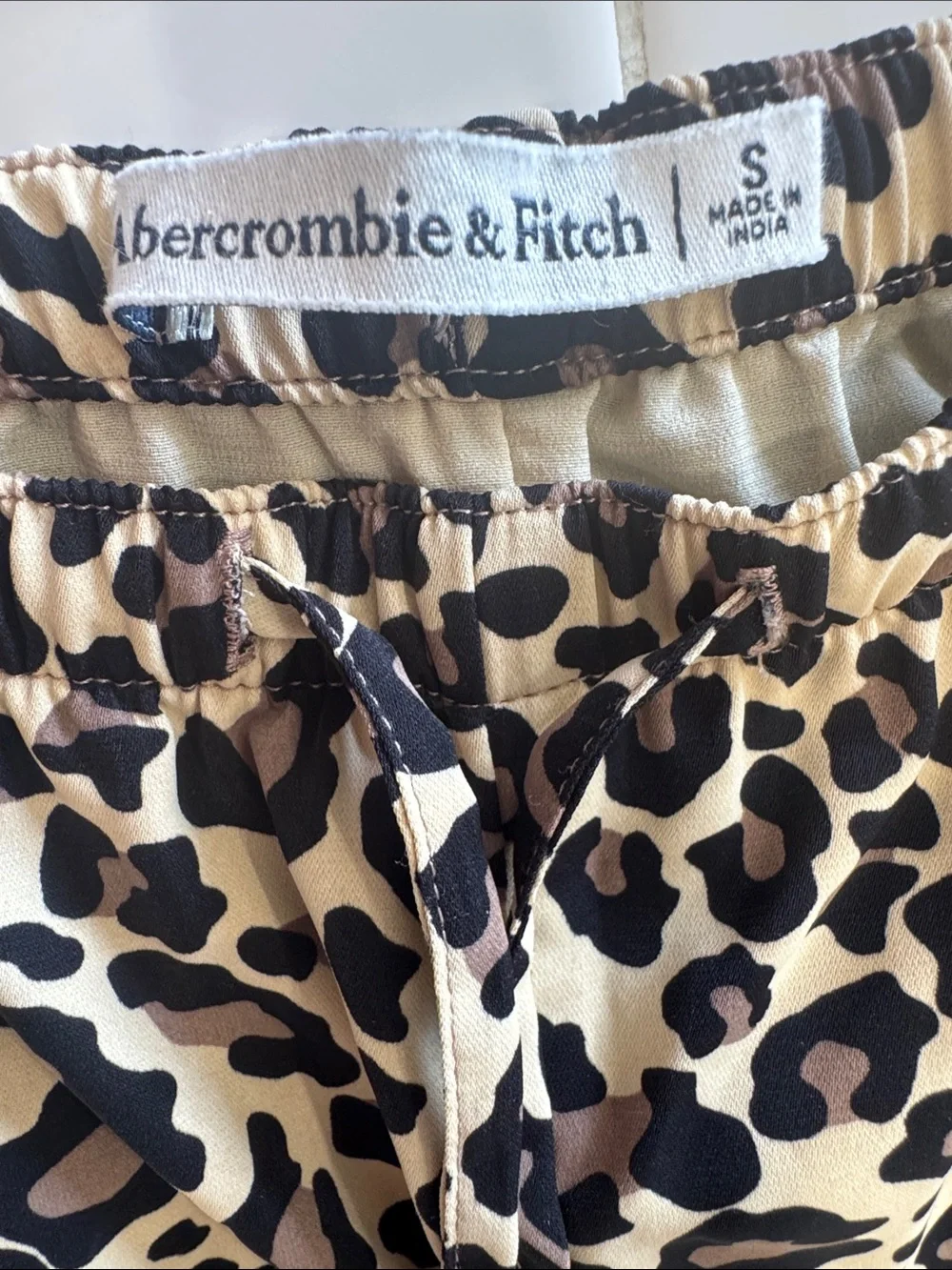 Abercrombie Leopard Print Wide Leg Drapey Pants - Size Small (OVERSIZED)